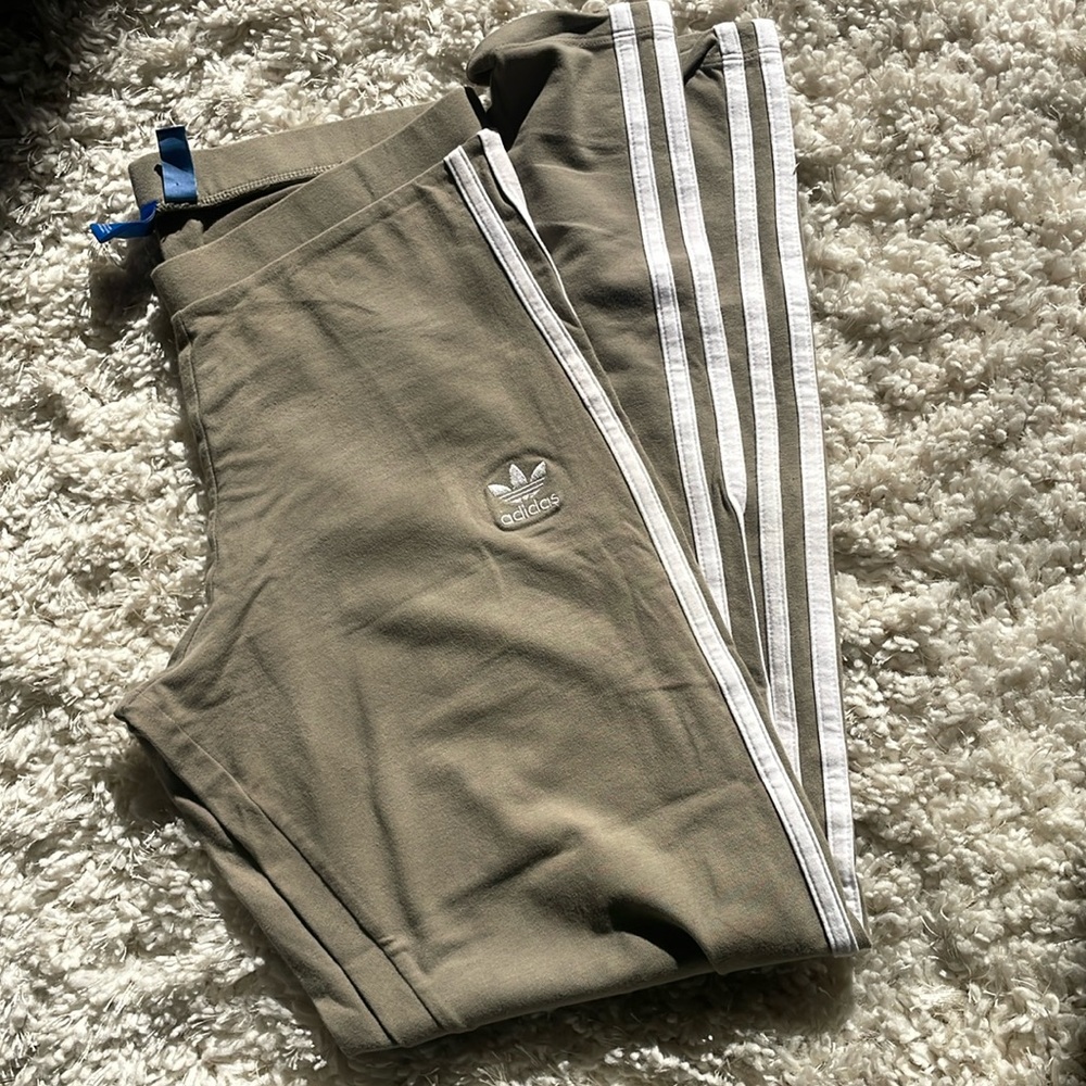 Adidas olive leggings